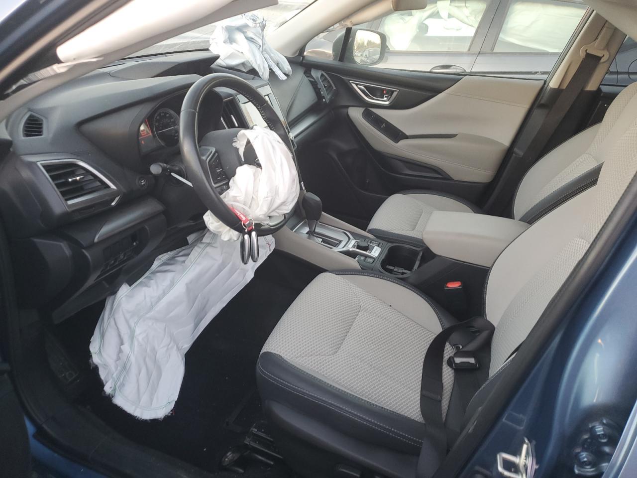 2020 Subaru Forester Premium VIN: JF2SKAJCXLH492206 Lot: 92375505