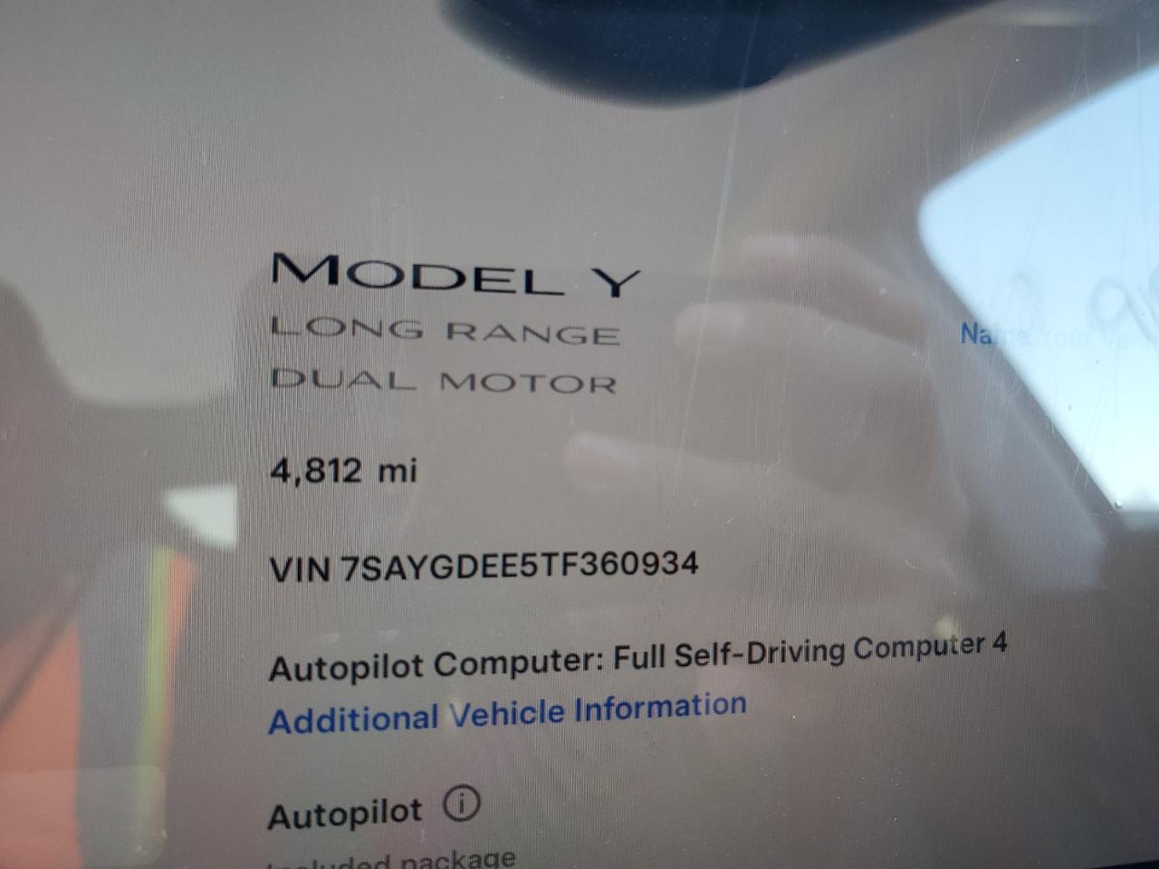 2026 Tesla Model Y VIN: 7SAYGDEE5TF360934 Lot: 91804875