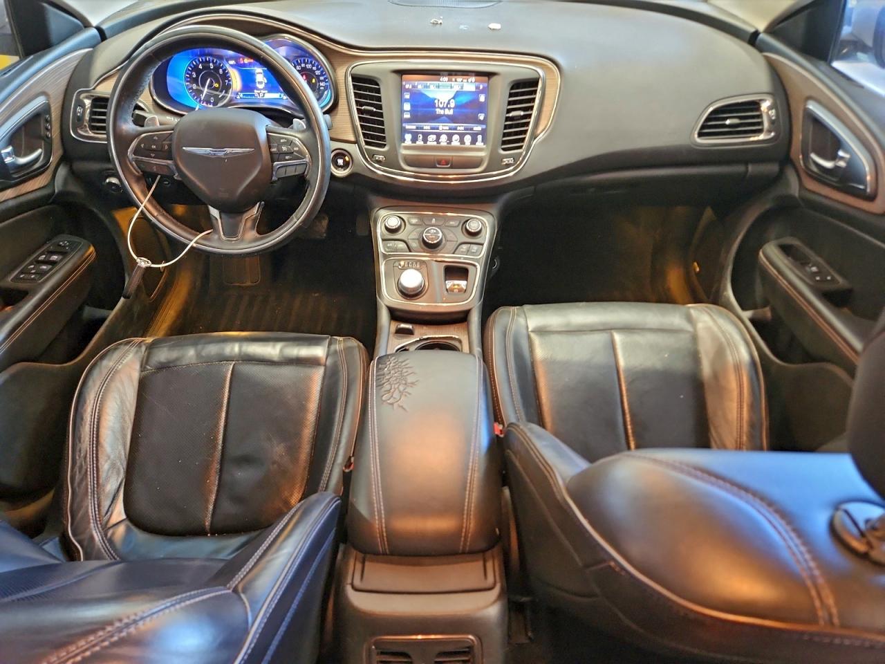 2015 Chrysler 200 C VIN: 1C3CCCCG4FN545665 Lot: 94310145