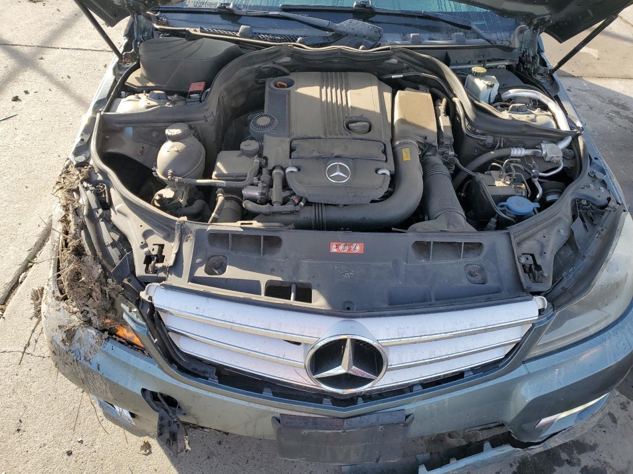 2012 Mercedes-Benz C 250 VIN: WDDGF4HB4CA669547 Lot: 91639295