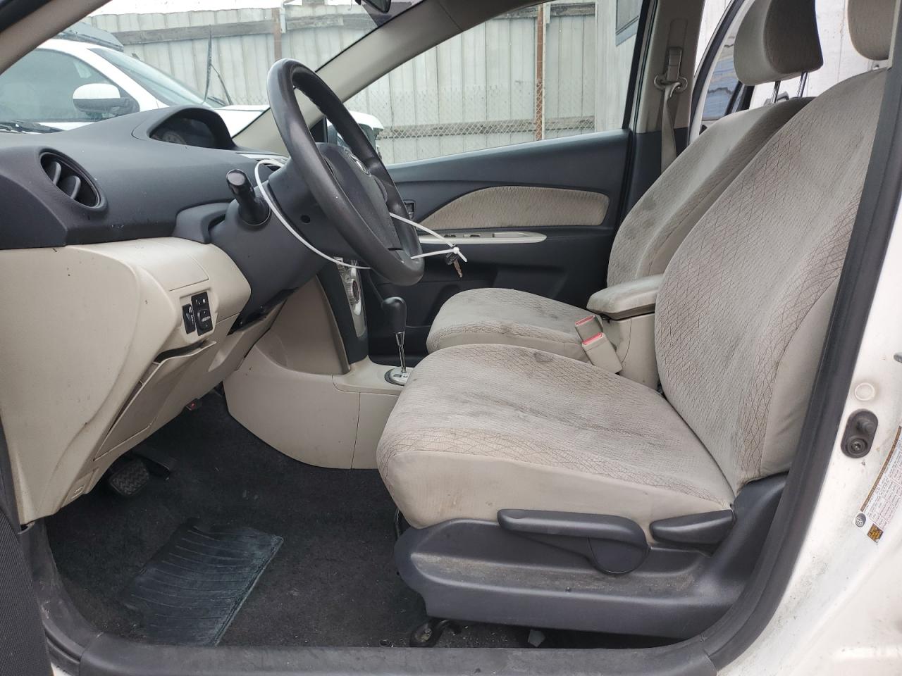 2007 Toyota Yaris VIN: JTDBT923471044292 Lot: 92702585