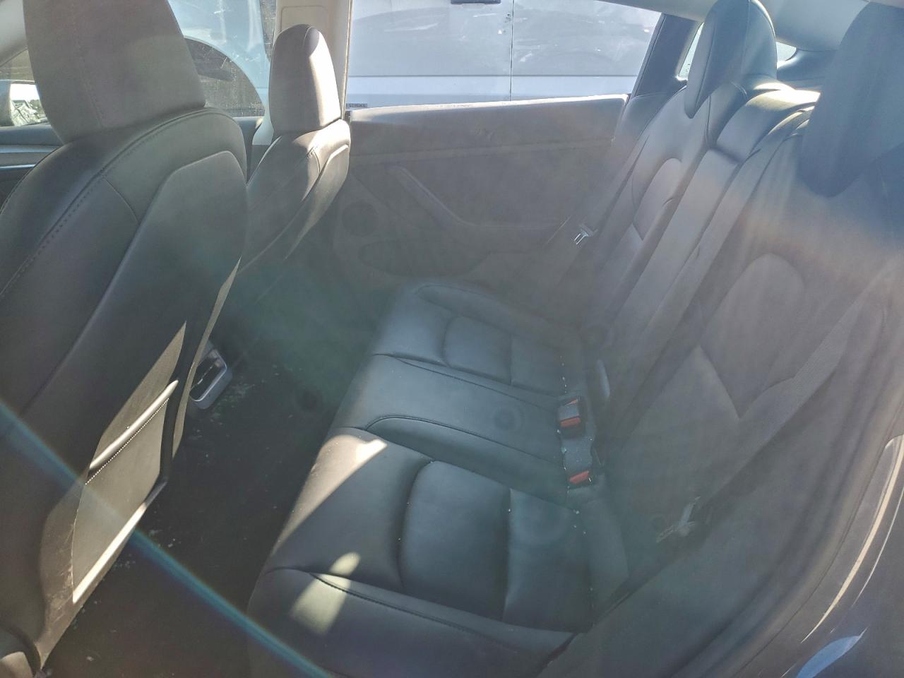 2023 Tesla Model 3 VIN: 5YJ3E1EA8PF674625 Lot: 92798425