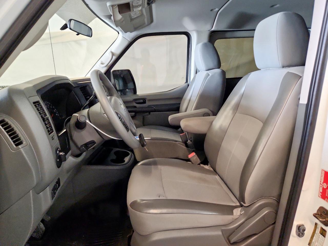 2018 Nissan Nv 3500 S VIN: 5BZBF0AA0JN851587 Lot: 92706595