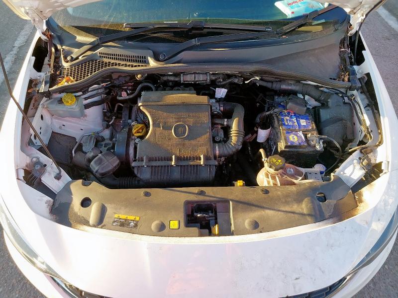 2017 FIAT TIPO 1.4 LOUNGE 5DR