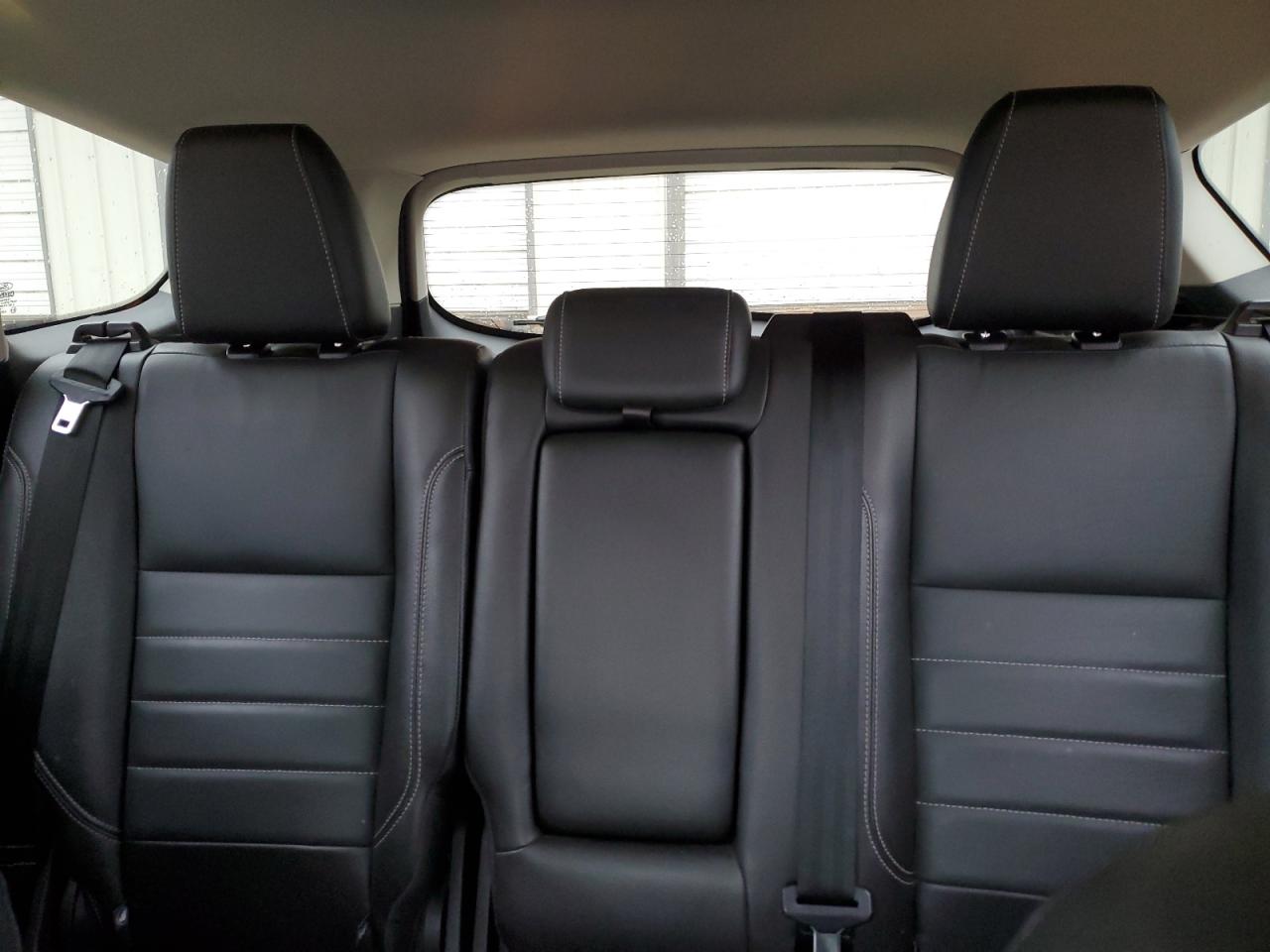 2015 Ford Escape Titanium VIN: 1FMCU9JX2FUC41640 Lot: 92924175