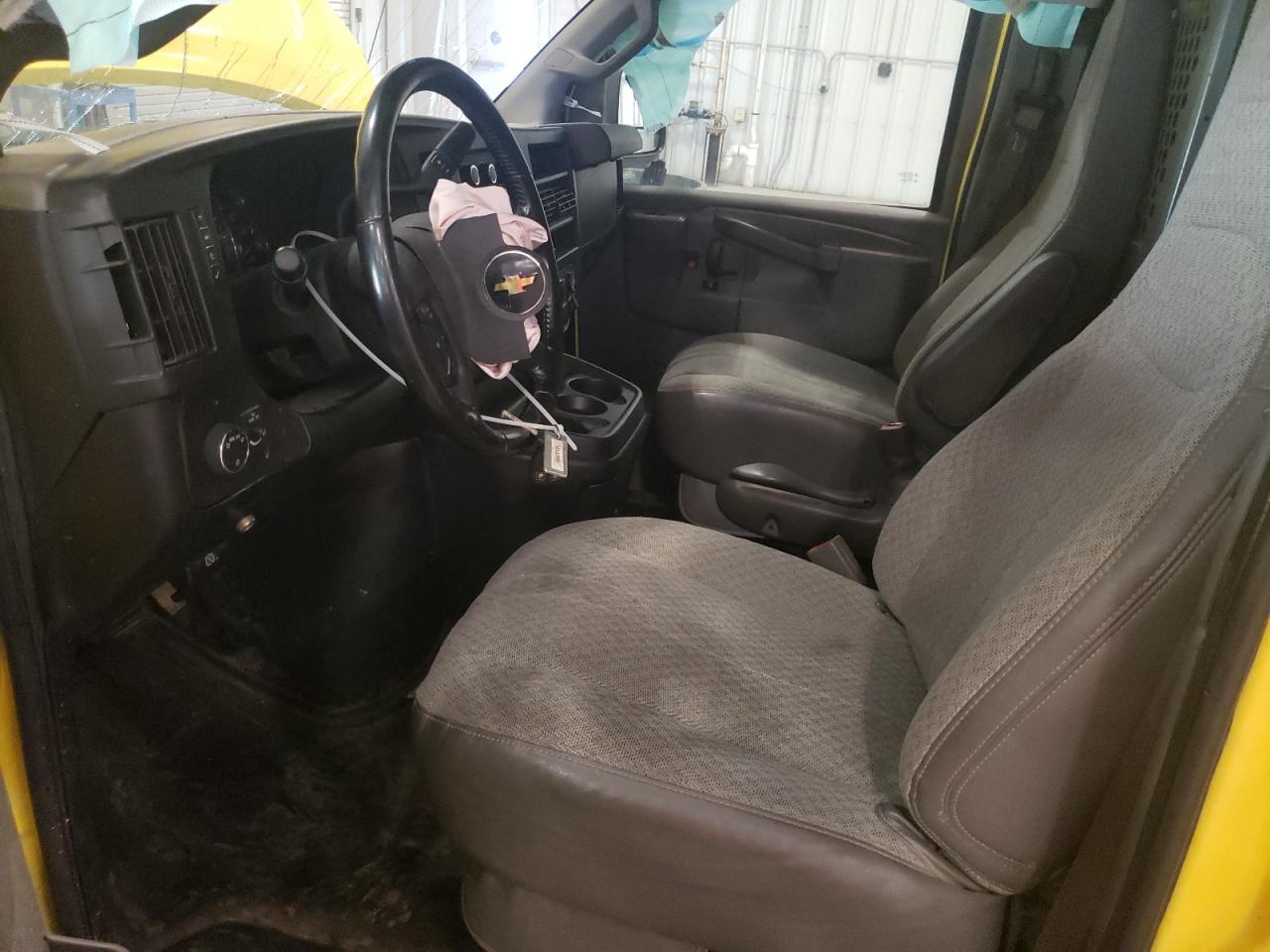 2021 Chevrolet Express Delivery Van VIN: 1GCWGBFP1M1208474 Lot: 92811465