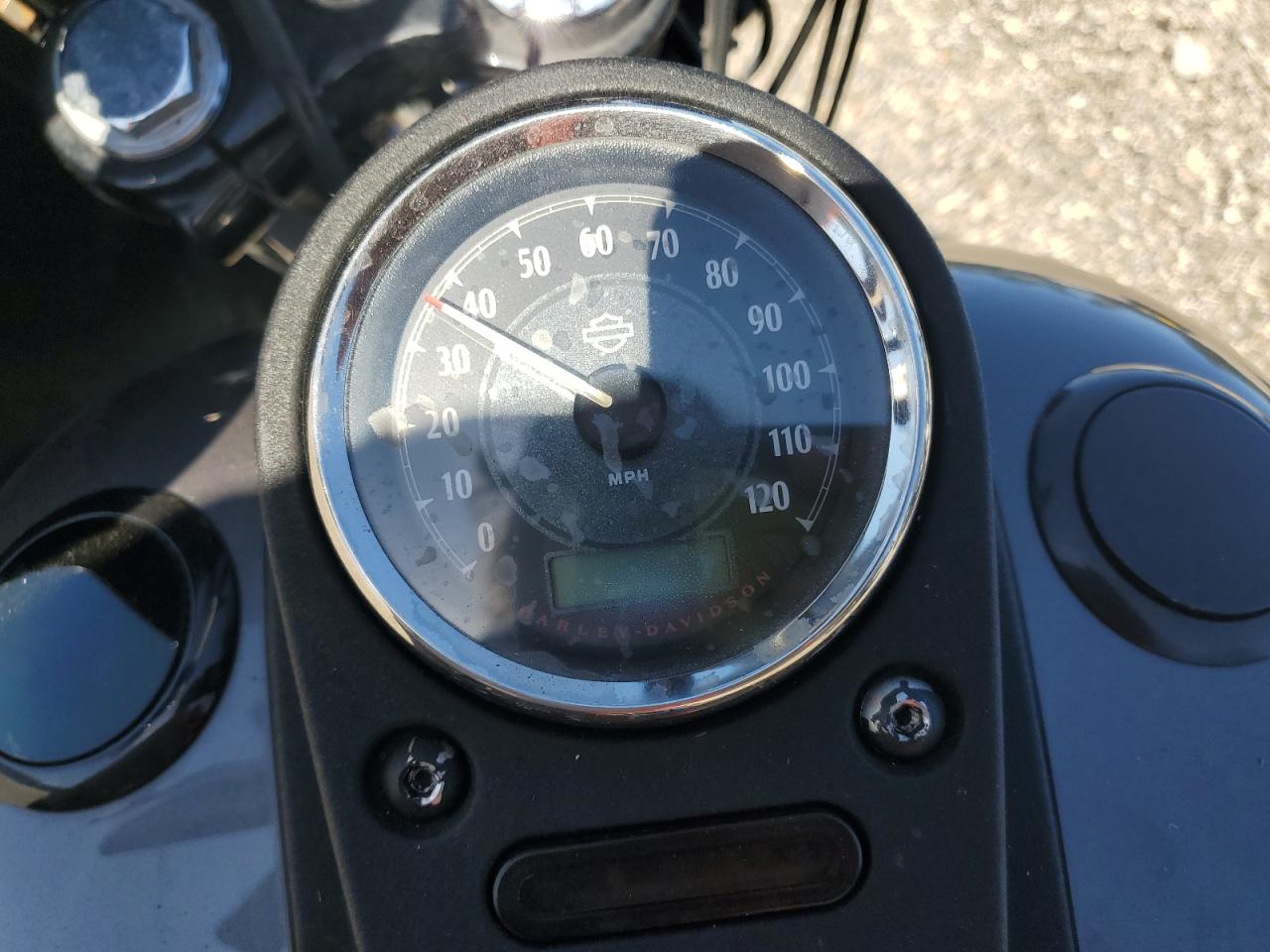 2014 Harley-Davidson Fxdb Dyna Street Bob VIN: 1HD1GXM19EC300717 Lot: 90365955