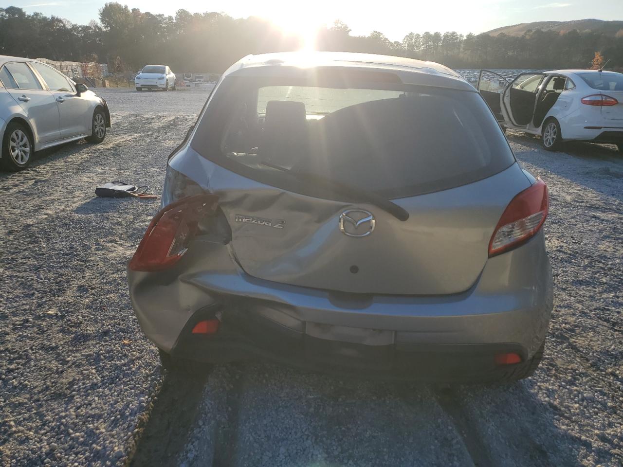2012 Mazda Mazda2 VIN: JM1DE1KY3C0134338 Lot: 90988575