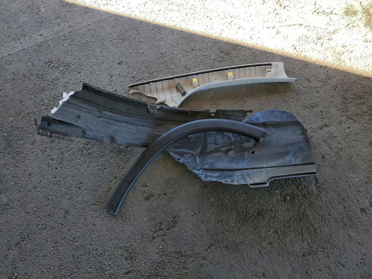 2014 Honda Cr-V Lx VIN: 2HKRM3H34EH551165 Lot: 94530955