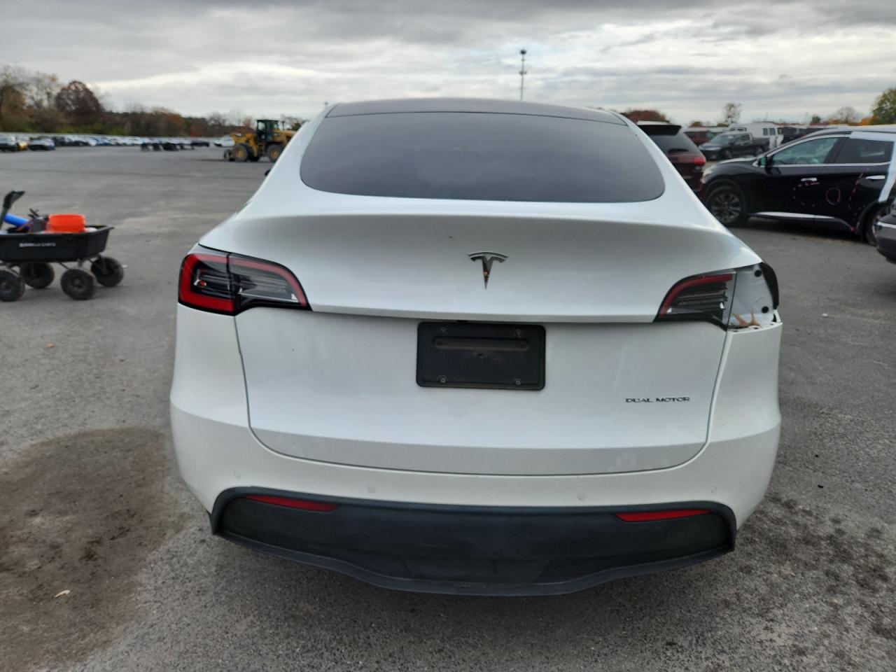 2021 Tesla Model Y VIN: 5YJYGDEE0MF083575 Lot: 91092495