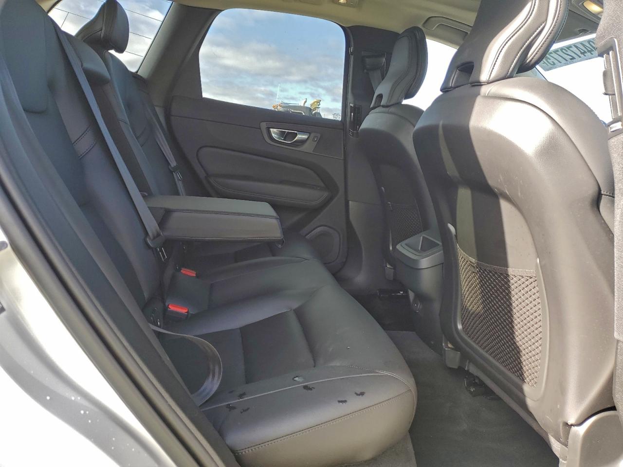 2025 Volvo Xc60 Core VIN: YV4M12RJ1S1092364 Lot: 94472775