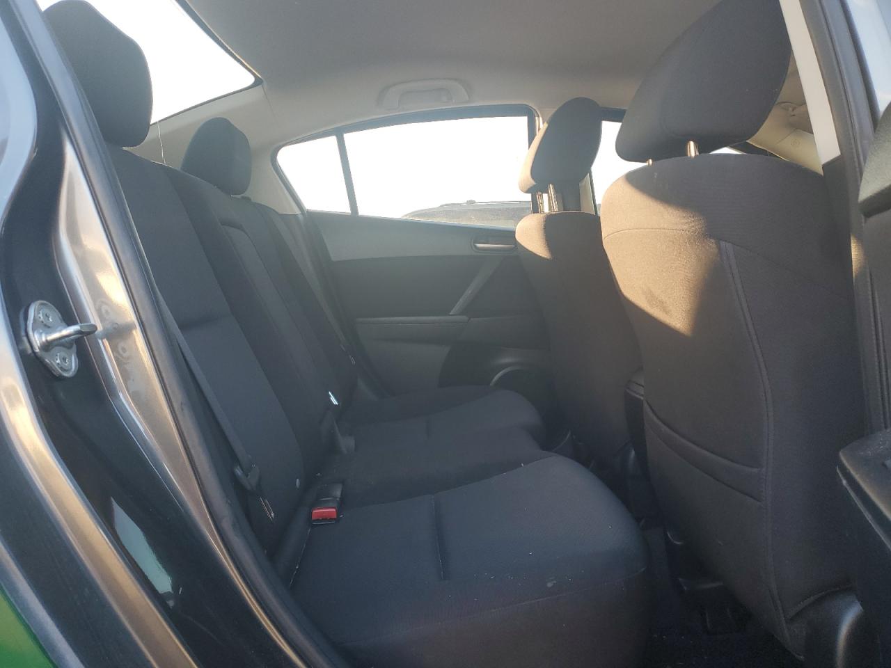 2011 Mazda 3 I VIN: JM1BL1VF2B1437871 Lot: 91692225