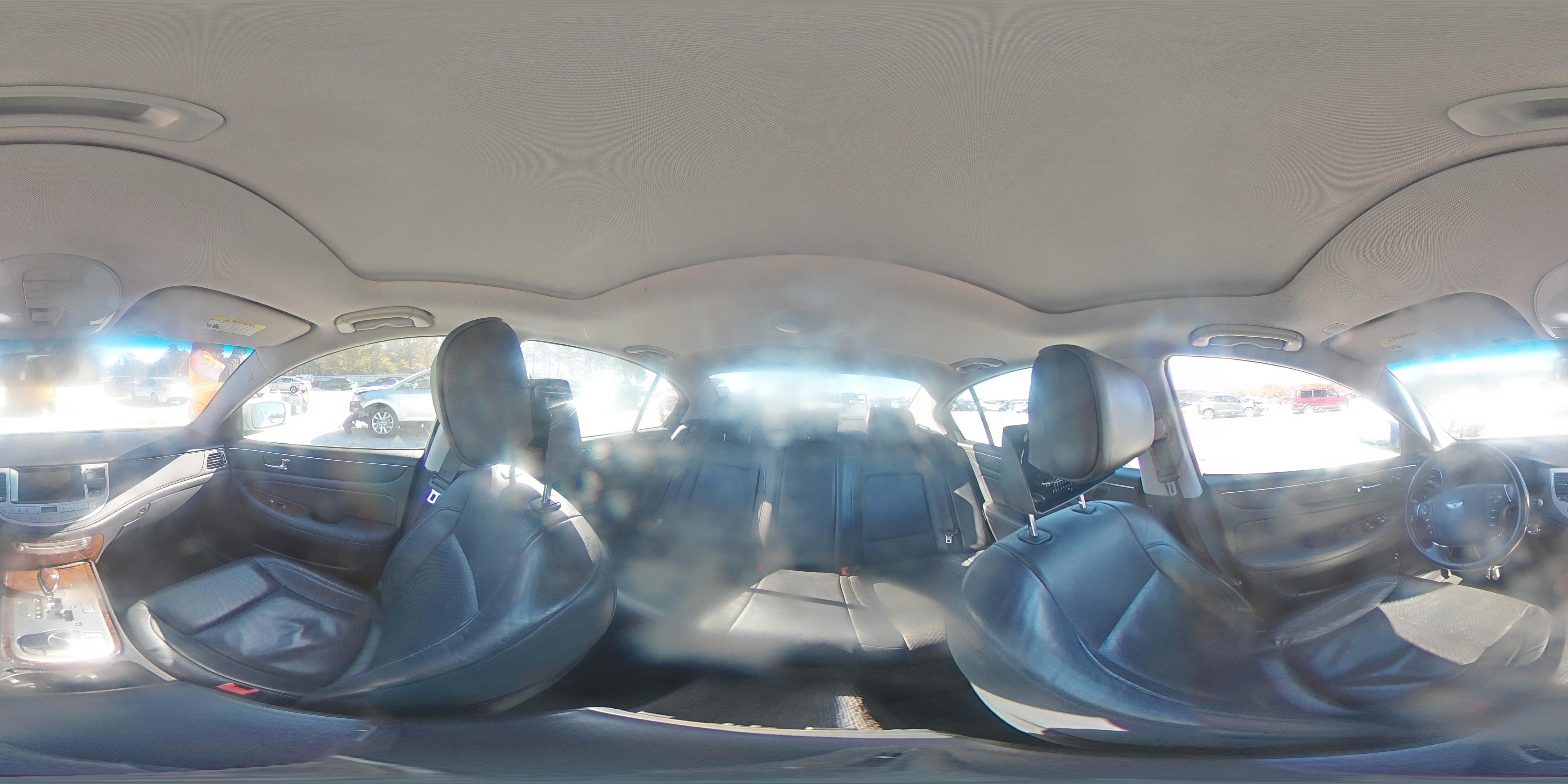 2009 Hyundai Genesis 3.8L VIN: KMHGC46E79U036673 Lot: 92220475