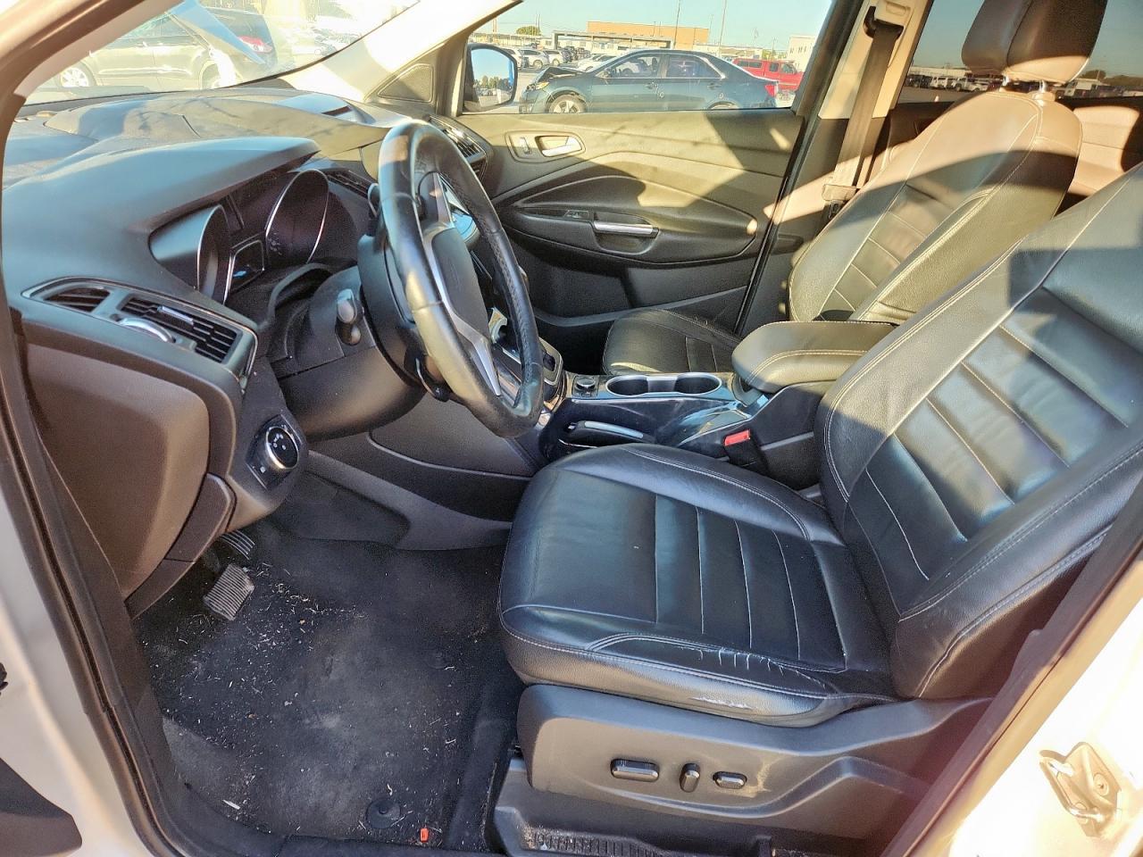 2014 Ford Escape Titanium VIN: 1FMCU0JX7EUB70834 Lot: 92292855