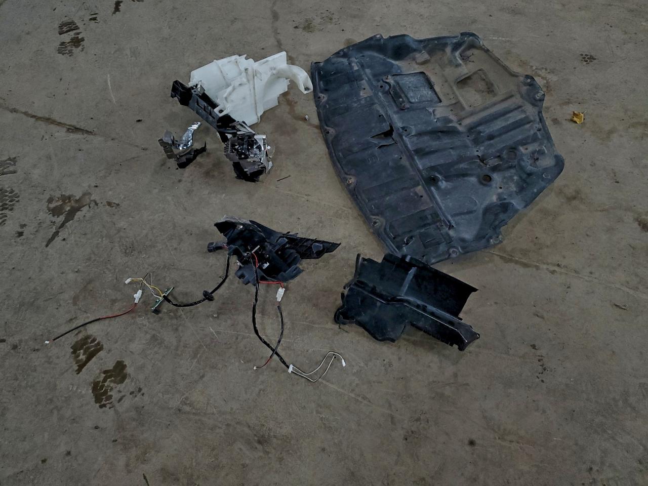 2015 Infiniti Q50 Base VIN: JN1BV7AR2FM399367 Lot: 93776345