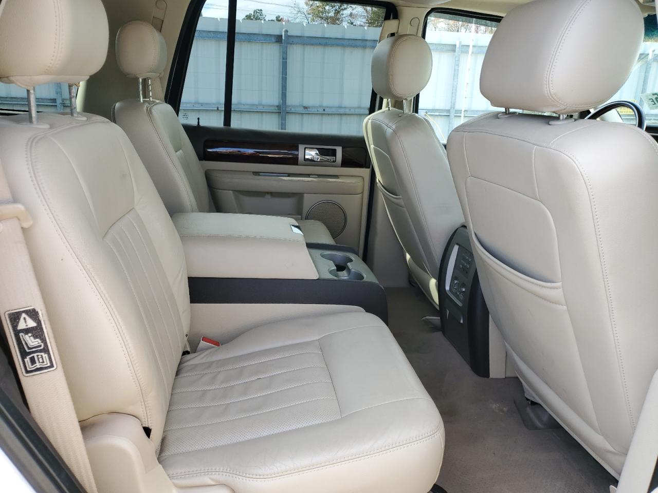 2003 Lincoln Navigator VIN: 5LMFU28R73LJ32343 Lot: 92512145