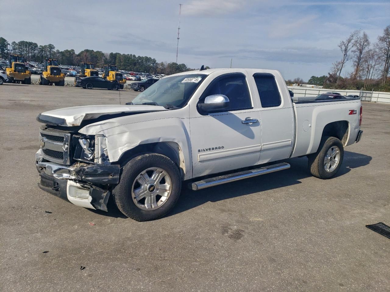 2010 Chevrolet Silverado C1500 Lt VIN: 1GCSCSE05AZ131958 Lot: 93958715