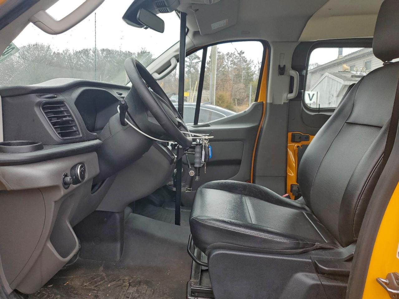 2020 Ford Transit T-150 VIN: 1FTYE2Y87LKB18100 Lot: 93631005