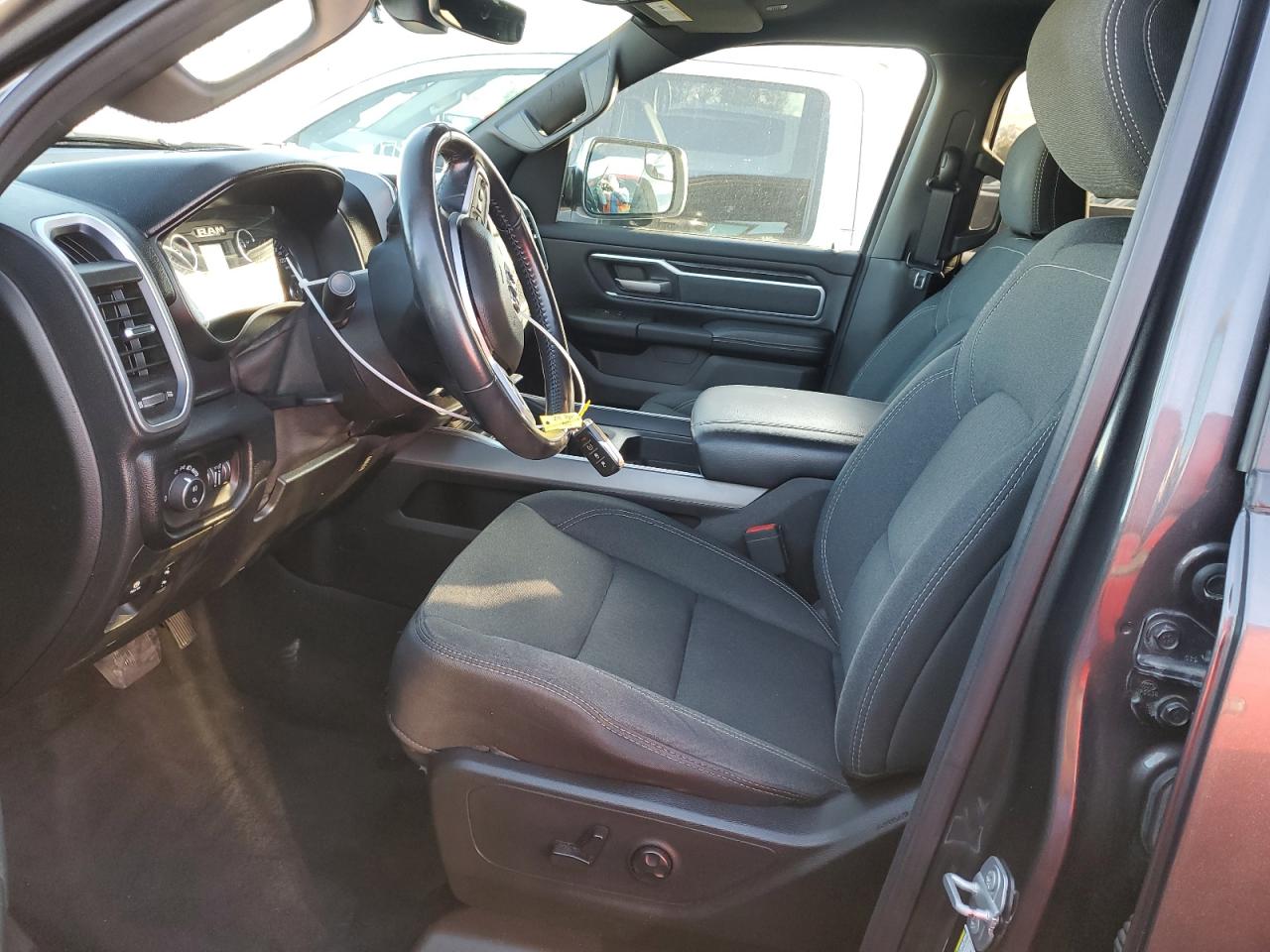 2019 Ram 1500 Big Horn/Lone Star VIN: 1C6RREFT9KN828394 Lot: 91699215