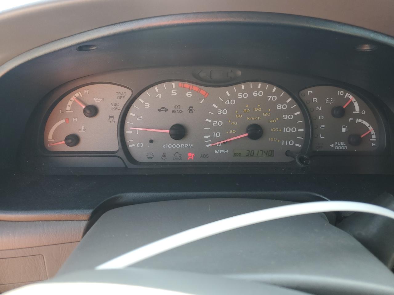 2003 Toyota Sequoia Sr5 VIN: 5TDZT34A13S146007 Lot: 93592905