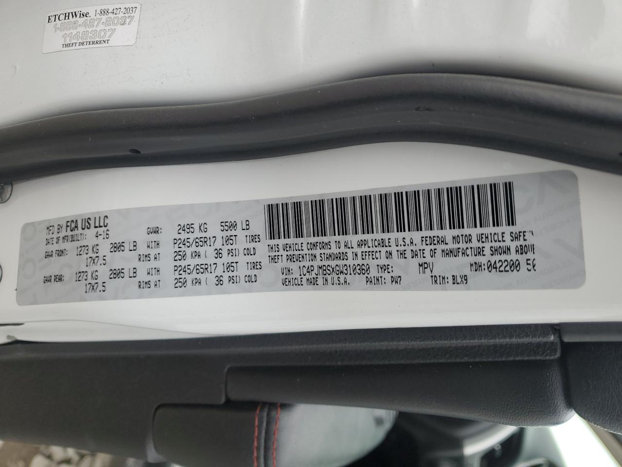 2016 Jeep Cherokee Trailhawk VIN: 1C4PJMBSXGW310360 Lot: 92276005