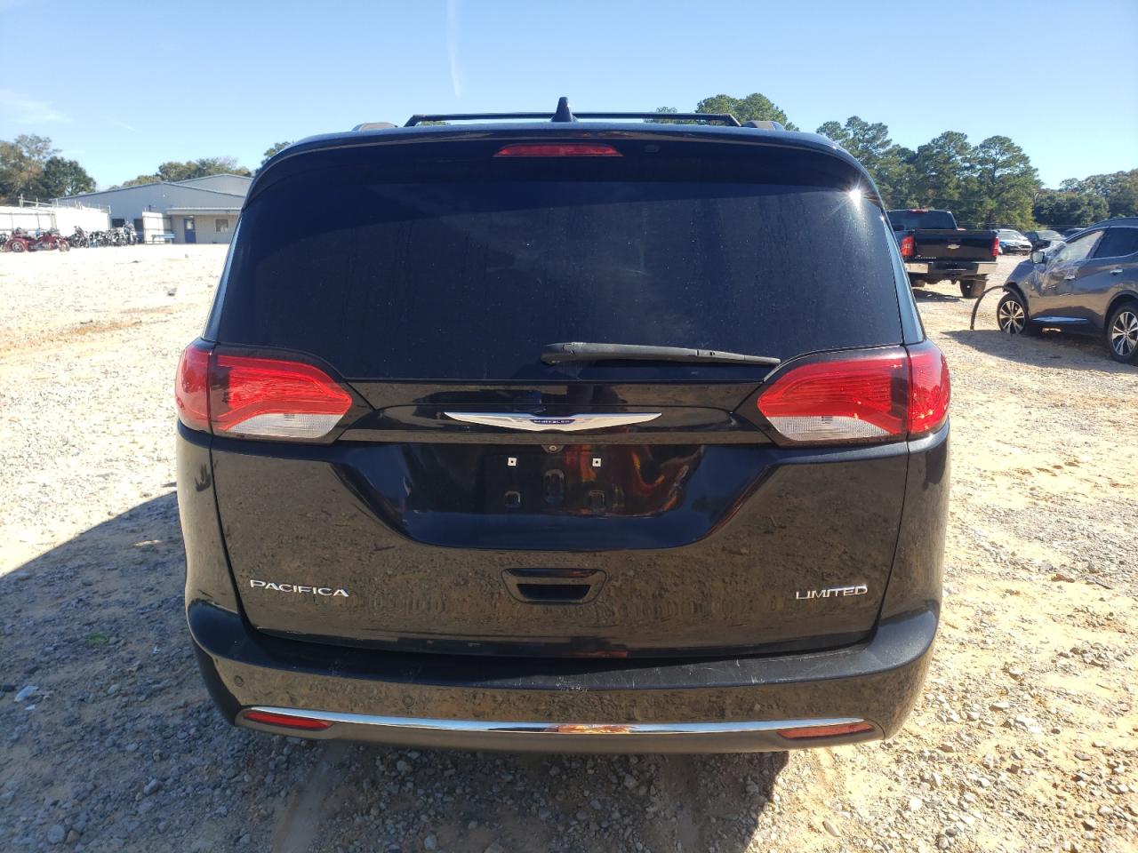 2018 Chrysler Pacifica Limited VIN: 2C4RC1GG4JR338161 Lot: 90732535