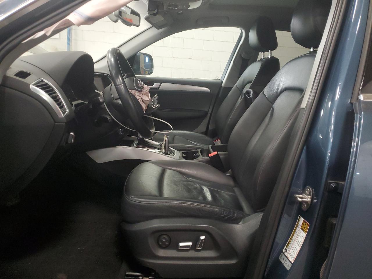 2015 Audi Q5 Premium Plus VIN: WA1LFAFP2FA127979 Lot: 92856575