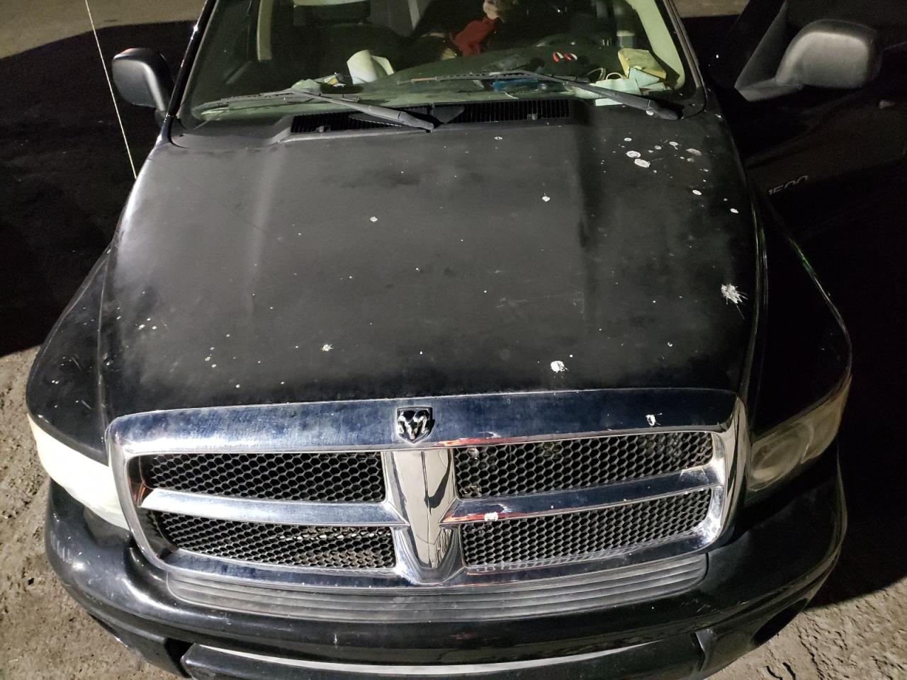 2004 Dodge Ram 1500 S VIN: 555542 Lot: 92745165