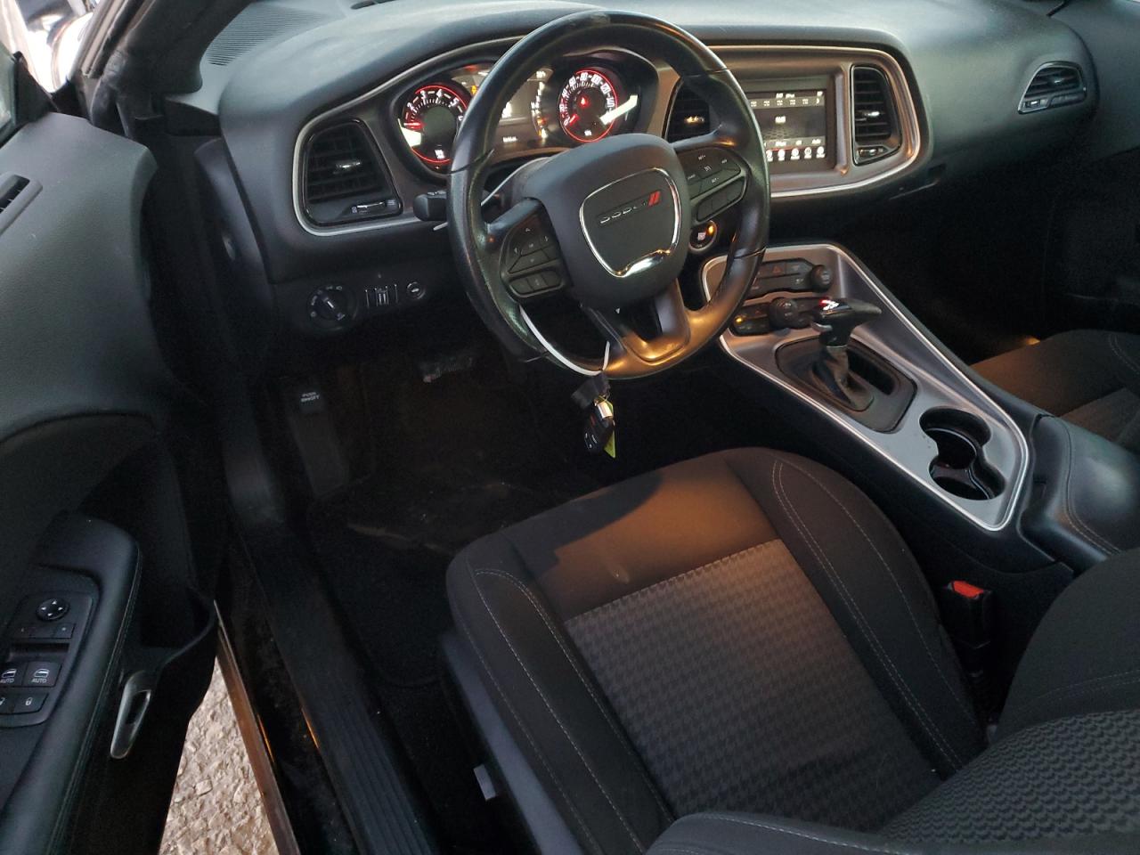 2021 Dodge Challenger Sxt VIN: 2C3CDZGG0MH576234 Lot: 92258015