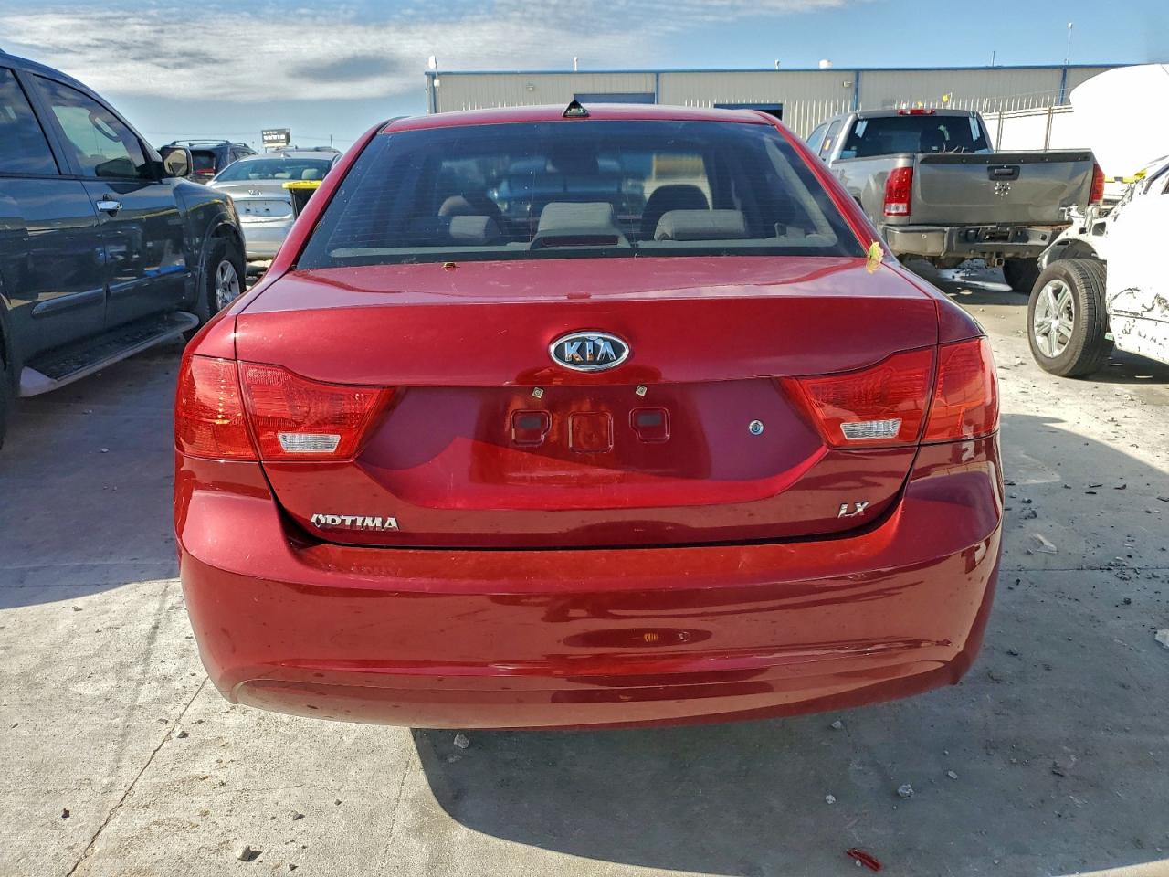 2009 Kia Optima Lx VIN: KNAGE228095317336 Lot: 93974475