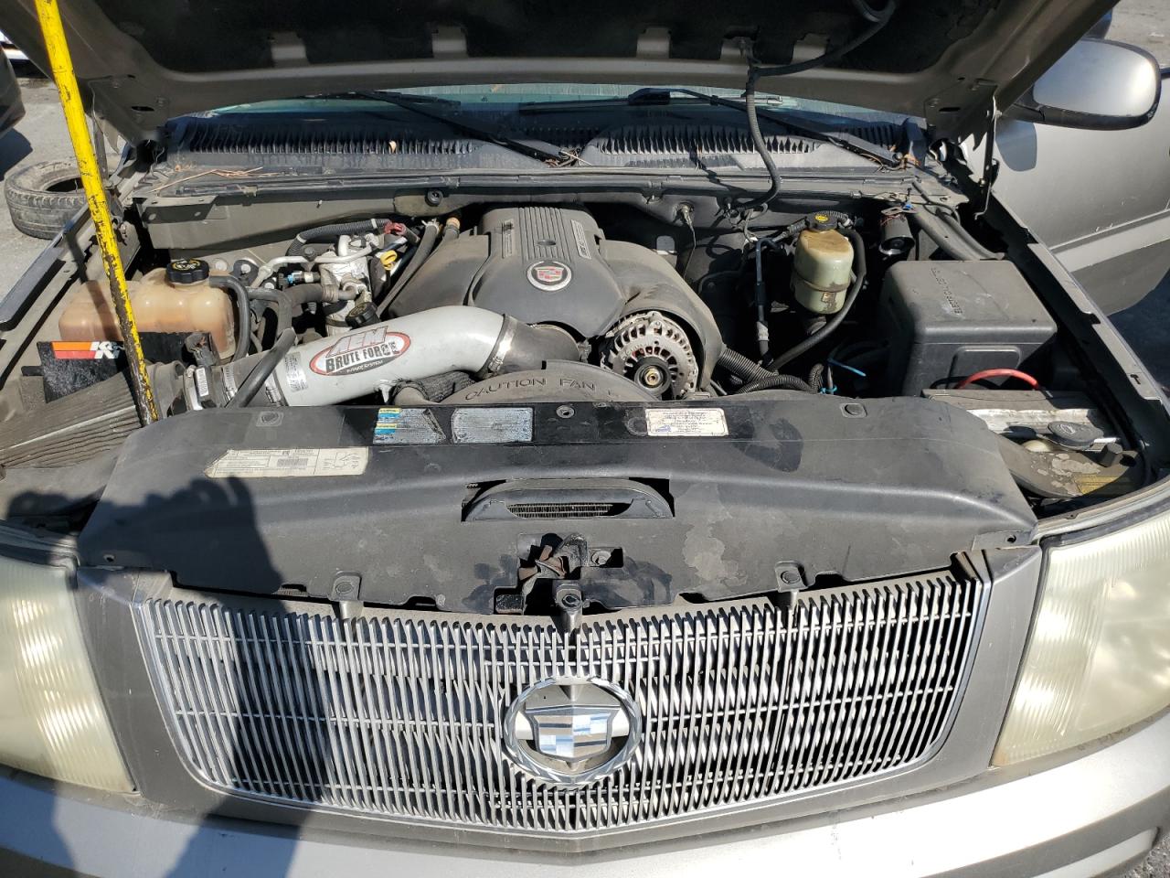 2002 Cadillac Escalade Luxury VIN: 1GYEK63NX2R243057 Lot: 85420345