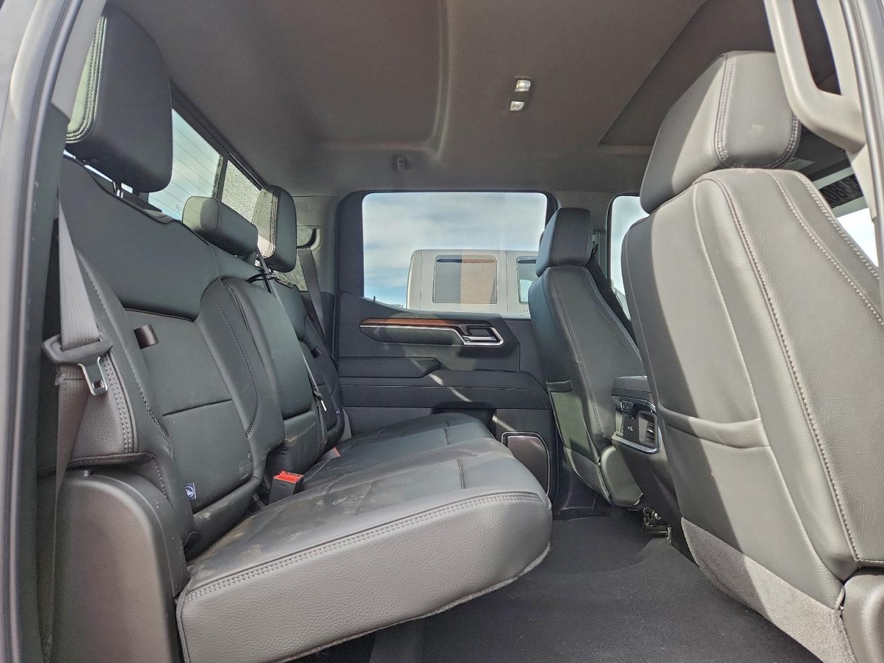 2025 GMC Sierra K1500 Denali VIN: 1GTUUGED3SZ272826 Lot: 93880255