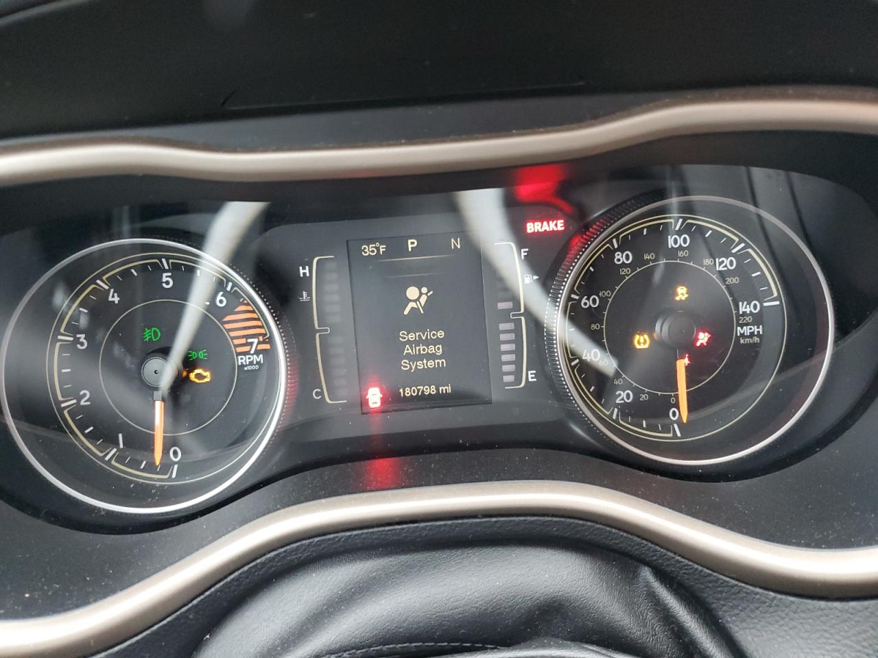 2016 Jeep Cherokee Latitude VIN: 1C4PJLCB8GW217409 Lot: 92240745