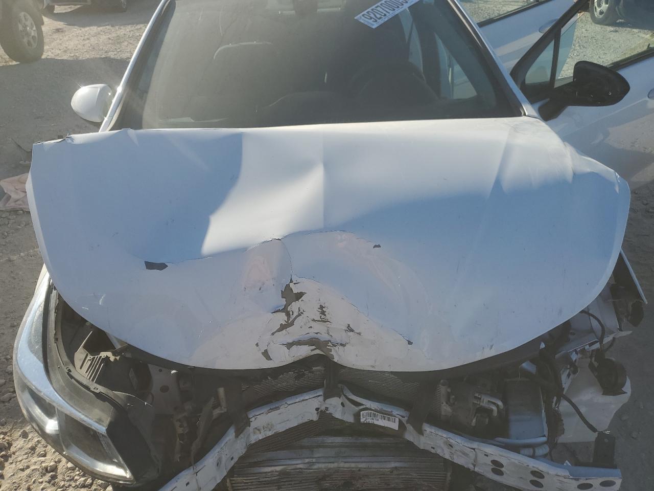 2019 Chevrolet Cruze Ls VIN: 1G1BC5SMXK7129380 Lot: 92070005