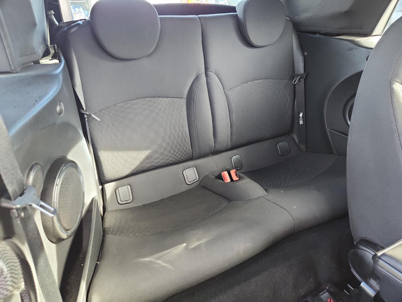 2010 Mini Cooper S VIN: WMWMS3C50ATZ85210 Lot: 91312235