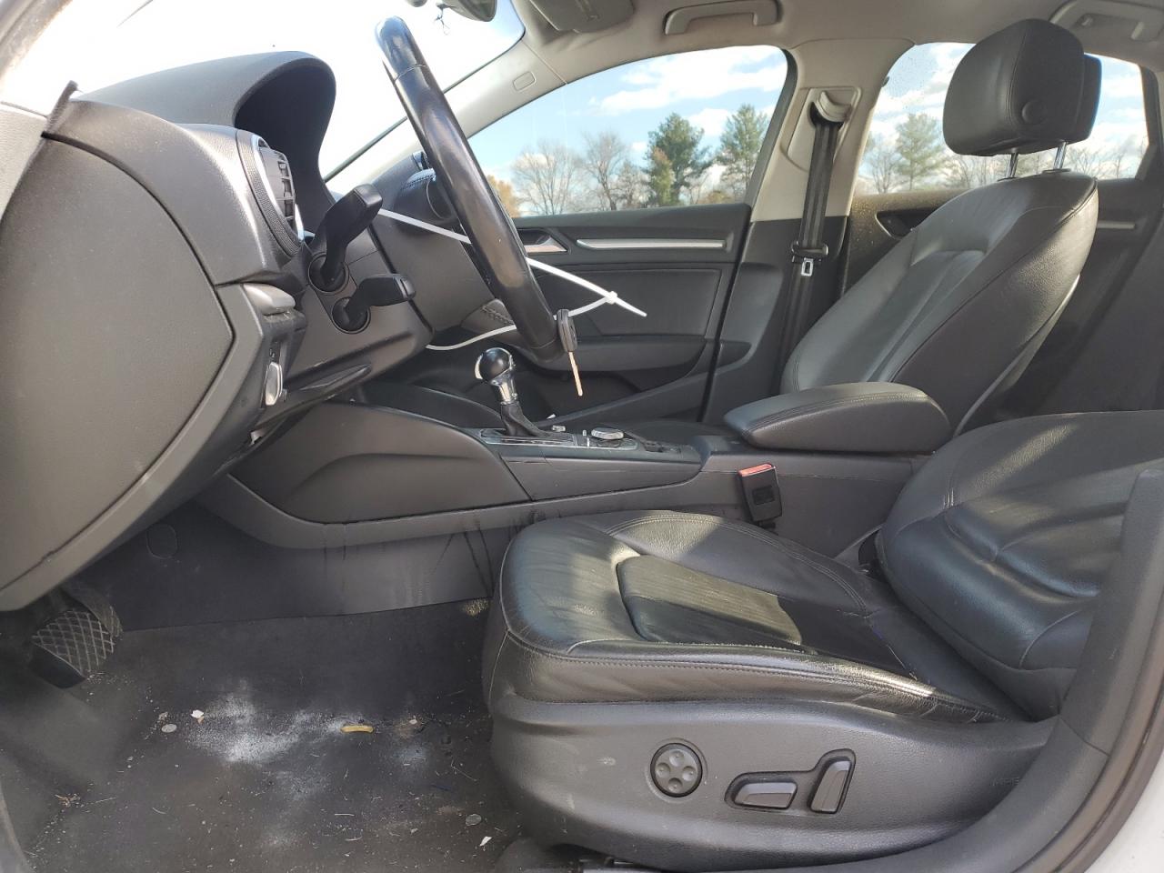 2015 Audi A3 Premium VIN: WAUBFGFF6F1001939 Lot: 91647375