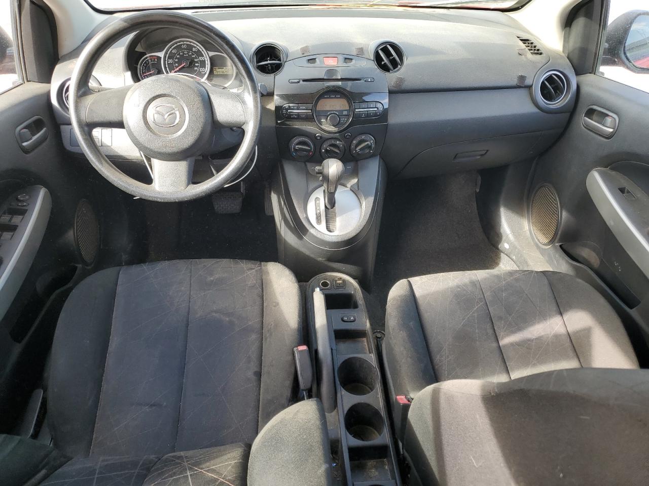 2014 Mazda Mazda2 Sport VIN: JM1DE1KZ8E0182414 Lot: 92893895