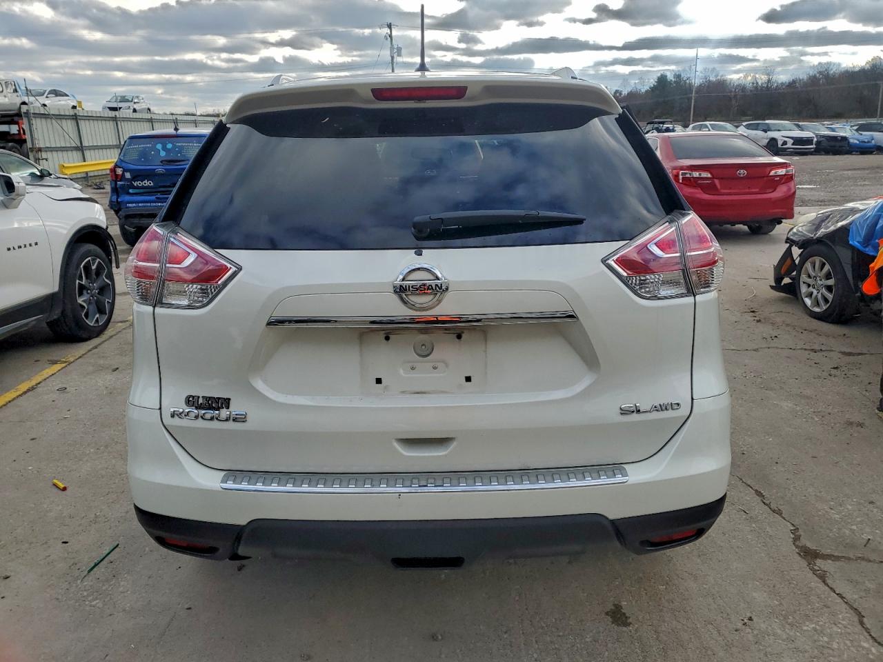 2015 Nissan Rogue S VIN: 5N1AT2MV5FC845619 Lot: 94248515