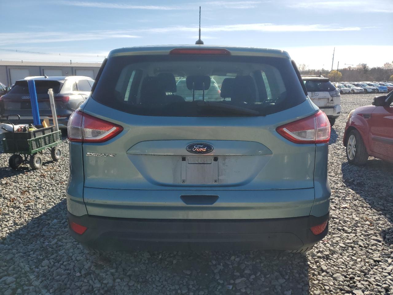 2013 Ford Escape S VIN: 1FMCU0F71DUB05212 Lot: 93373925