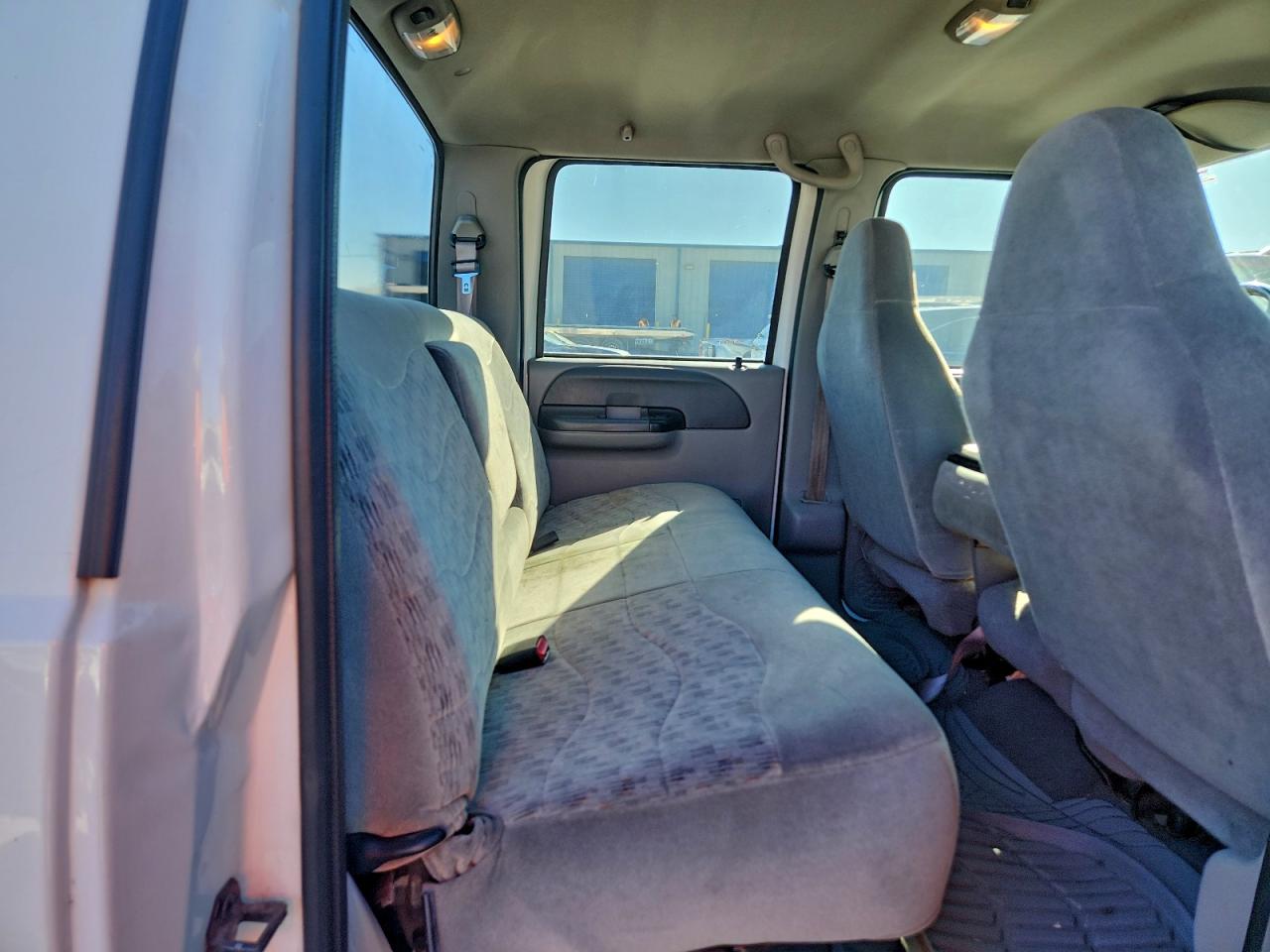 2000 Ford F350 Super Duty VIN: 1FTWW32F7YED12777 Lot: 93919065