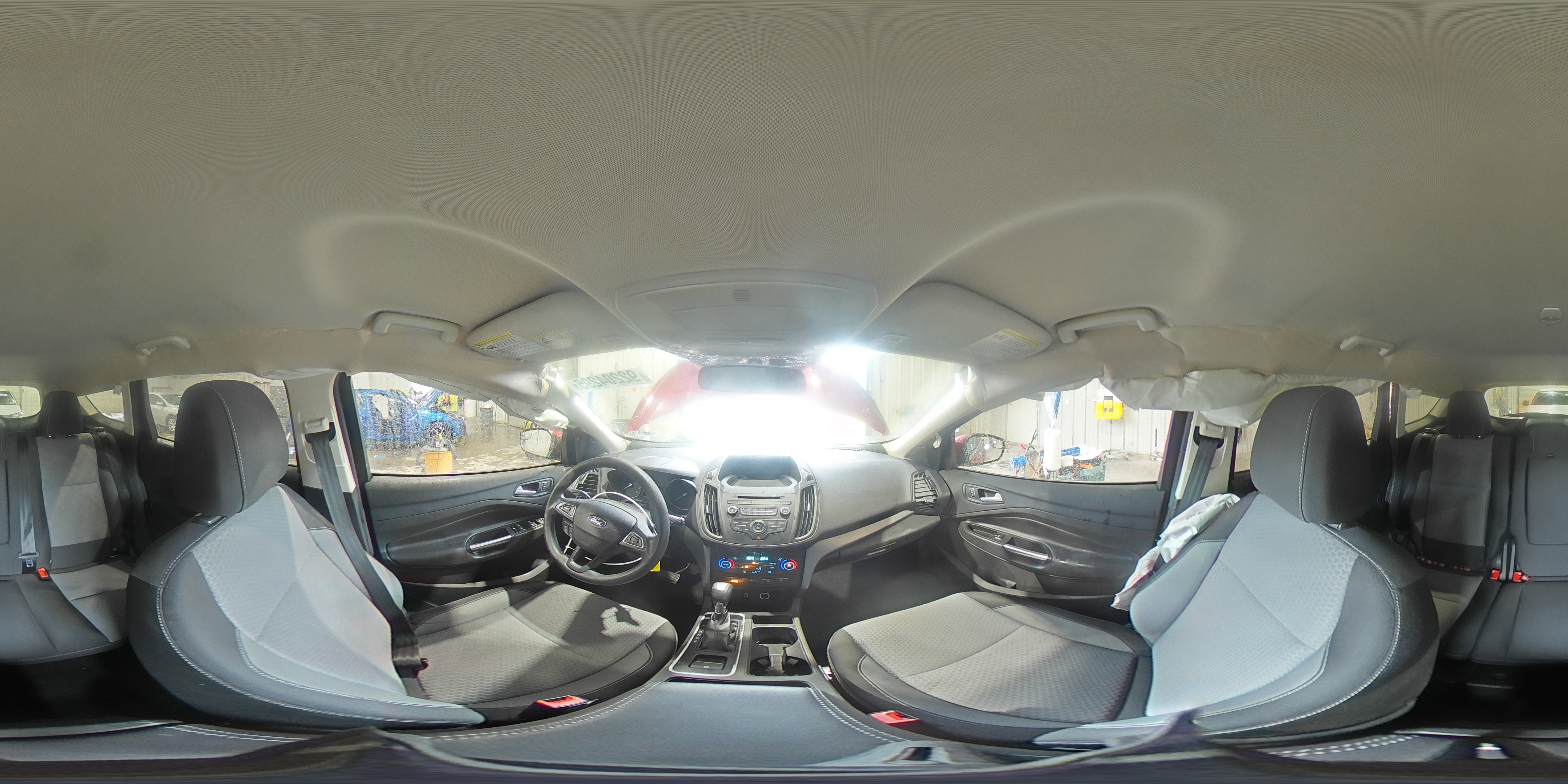 2017 Ford Escape Se VIN: 1FMCU0G98HUC99081 Lot: 92204295