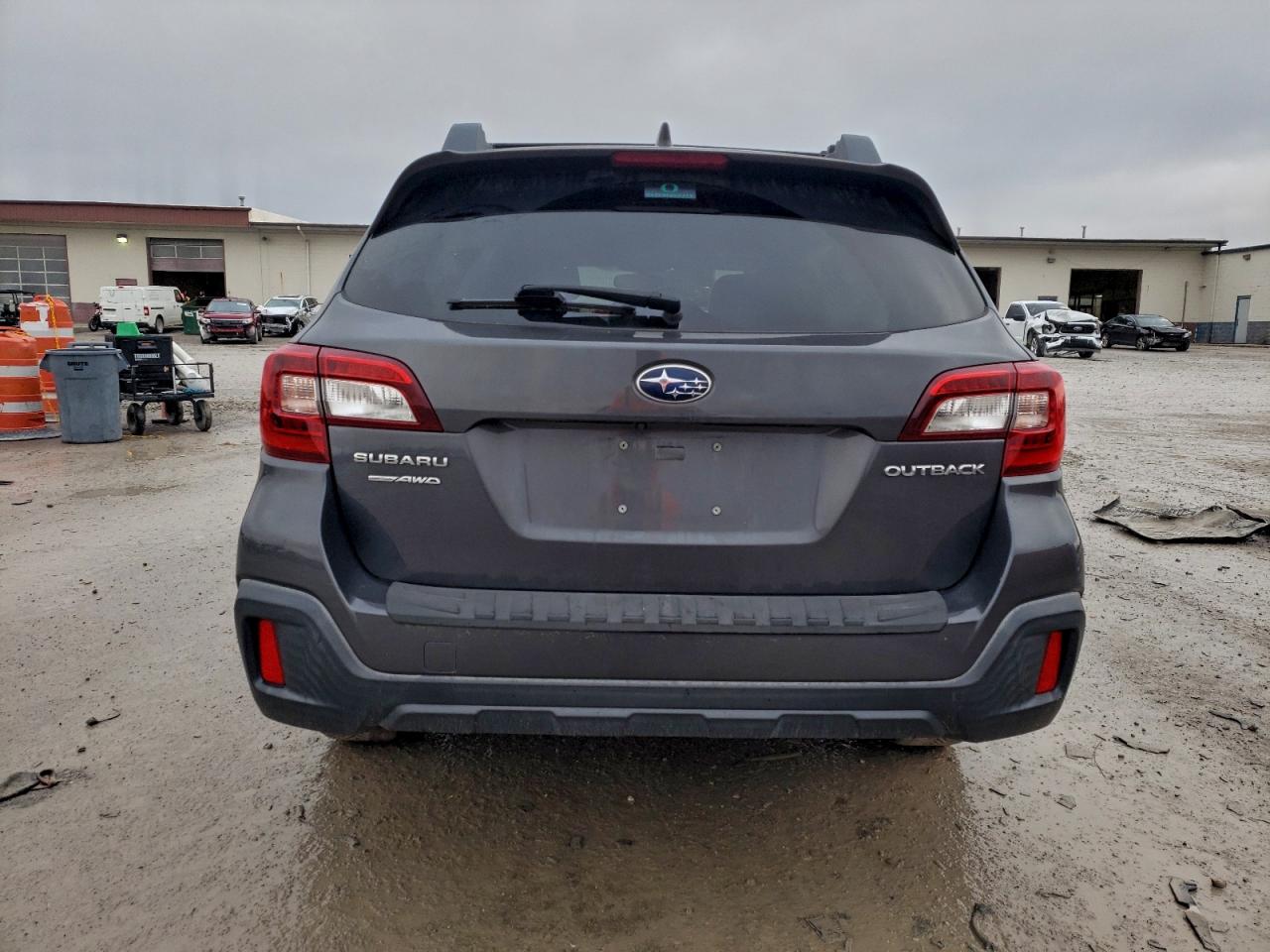 2018 Subaru Outback 2.5I Premium VIN: 4S4BSACC7J3283720 Lot: 94295795