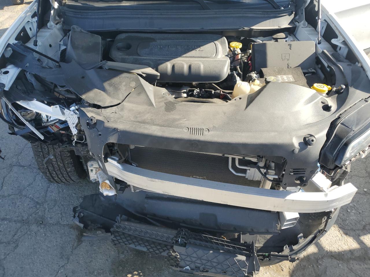 2020 Jeep Cherokee Latitude VIN: 1C4PJMCB1LD555519 Lot: 91093845