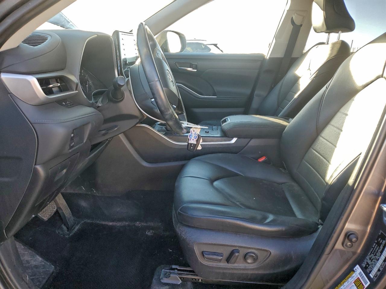 2020 Toyota Highlander Xle VIN: 5TDGZRAH5LS508902 Lot: 94415655