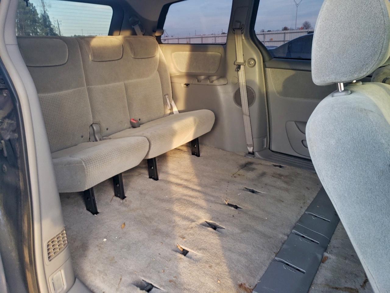 2007 Toyota Sienna Ce VIN: 5TDZK23C67S050072 Lot: 94070525