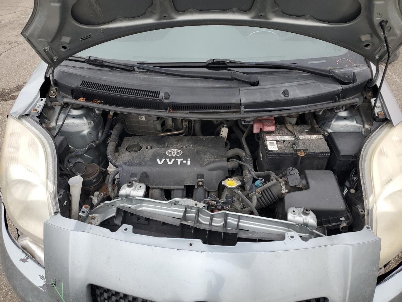 2008 Toyota Yaris VIN: JTDJT923185140788 Lot: 93056105