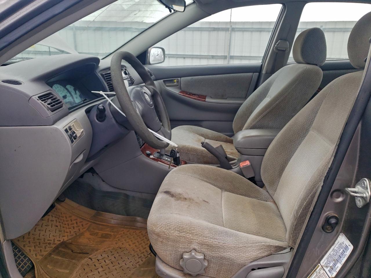 2004 Toyota Corolla Ce VIN: 2T1BR32E14C281374 Lot: 93922525