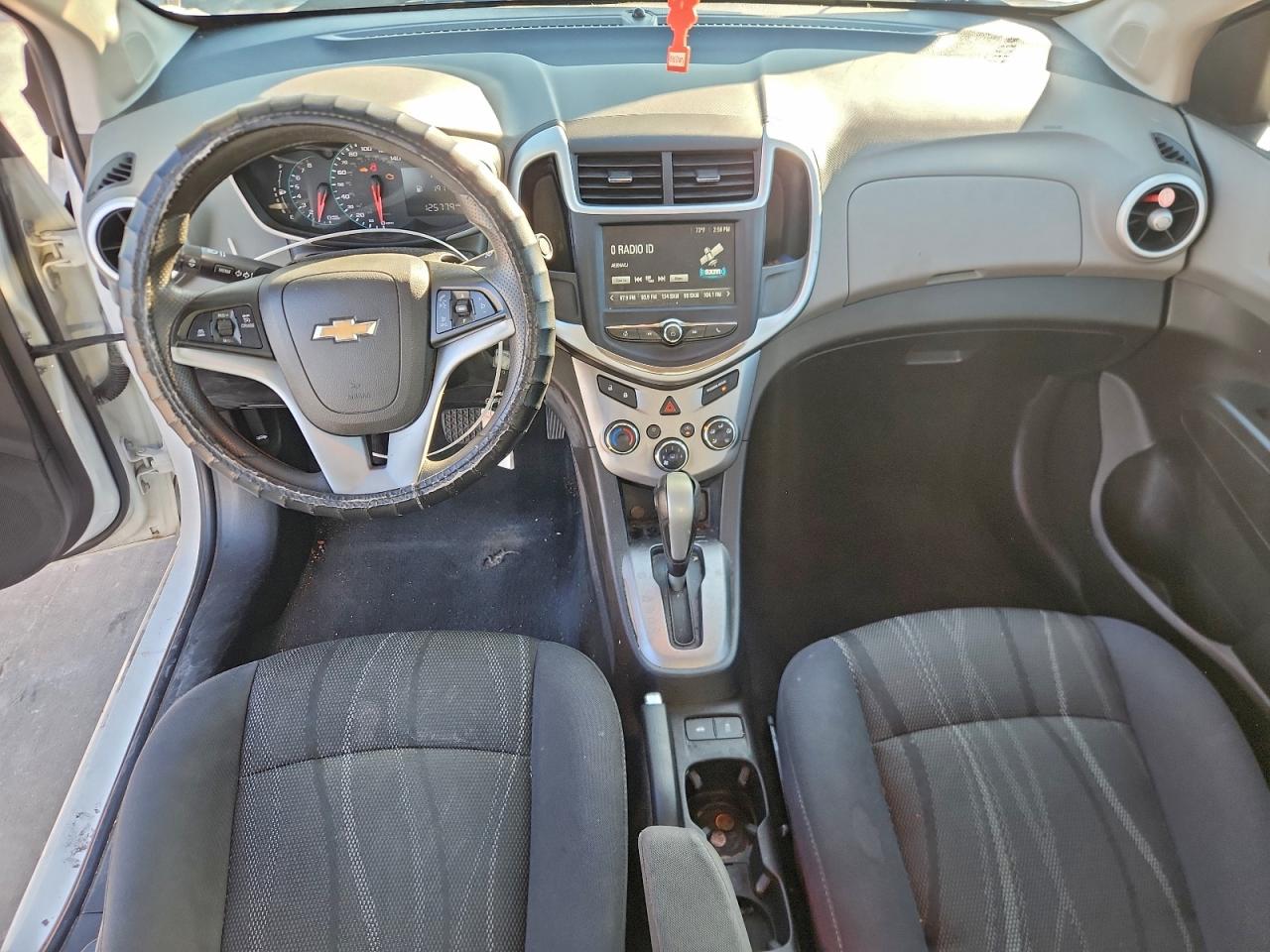 2017 Chevrolet Sonic Lt VIN: 1G1JD5SGXH4105058 Lot: 94127155