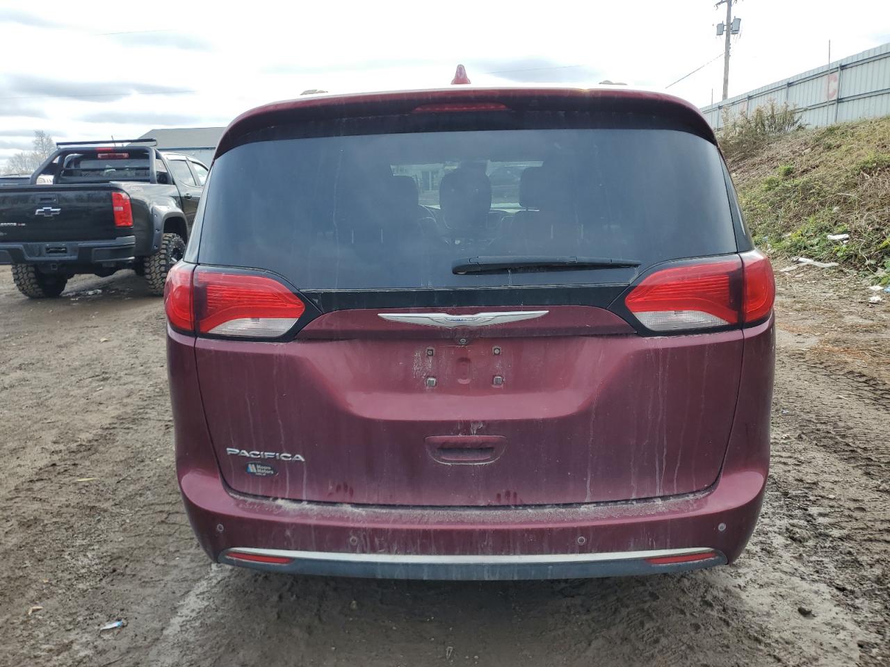 2017 Chrysler Pacifica Touring L Plus VIN: 2C4RC1EG7HR779229 Lot: 91180205