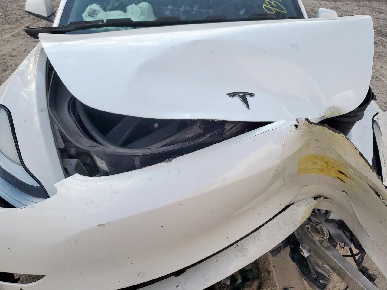 2018 Tesla Model 3 VIN: 5YJ3E1EB5JF186023 Lot: 93720005